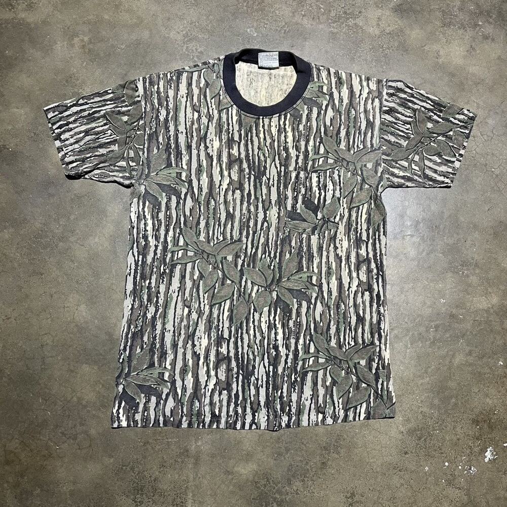 Vintage 90s Treebark Camo Blank Pocket T-Shirt